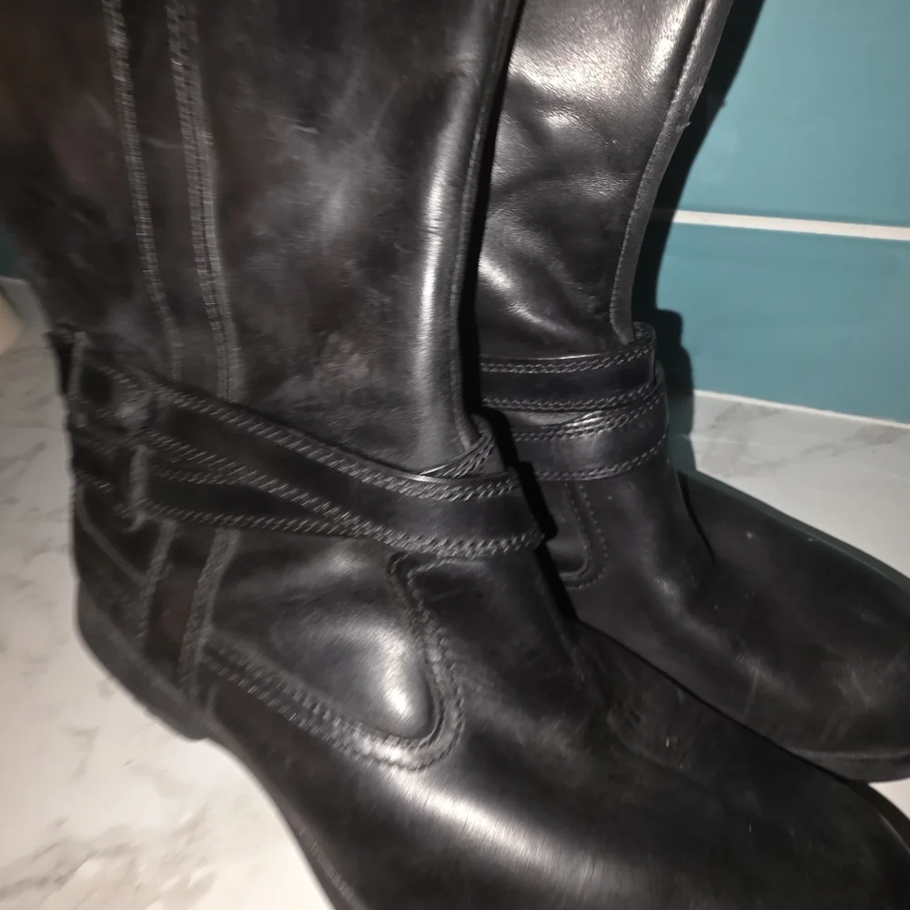 MERRELL'S Women's Black Leather Boots - Picture 5 of 11